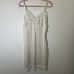 Vintage 70s Full Slip Dress Lingerie Ivory Nylon Lace Coquette Babydoll Size 36